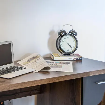 شقة Penthouse Just Steps Away From The Sea In سليمة